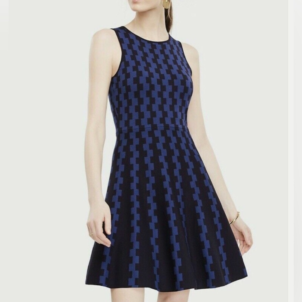 Ann Taylor Geo Print Sleeveless Sweater Dress Elegant Blue Size Small New